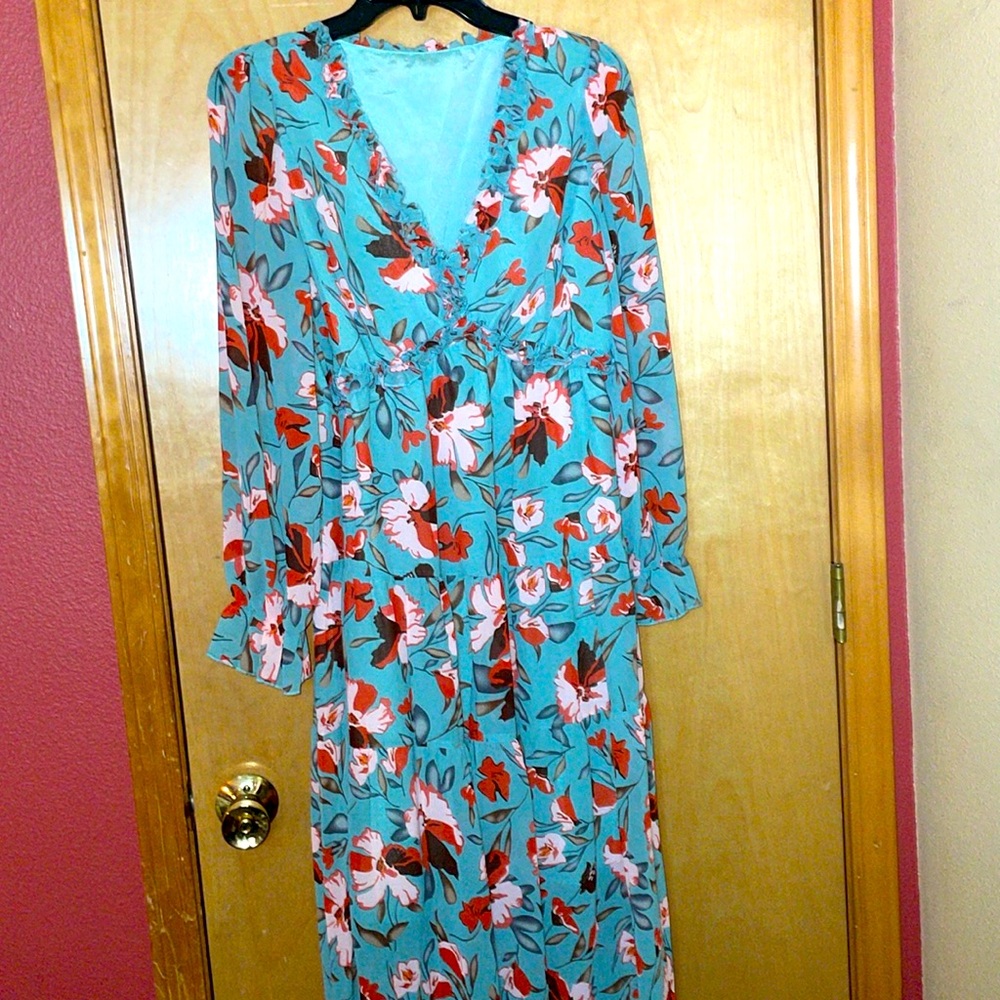 TikTok shop flowy floral dress long sleeve size M 100% polyester new